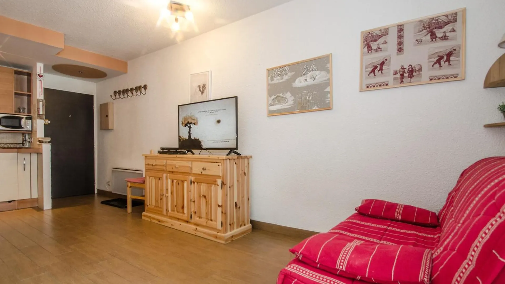 Apartamento Studio Cosy A Chamonix Sud, Proche Centre, Balcon, 4 Pers, Parking, Wifi - Fr-1-343-235